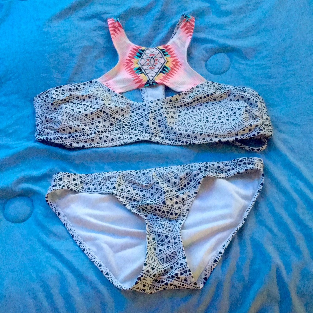 Xhilaration two piece, so comfortable